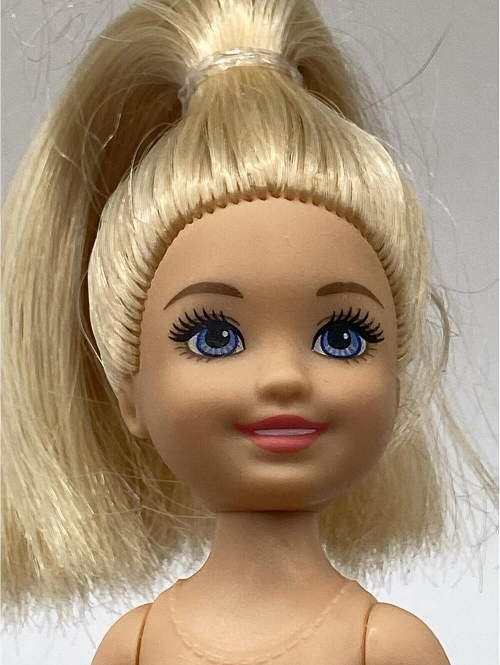 Nude Barbie Club Chelsea GHK37 Blonde Blue Eyes C1